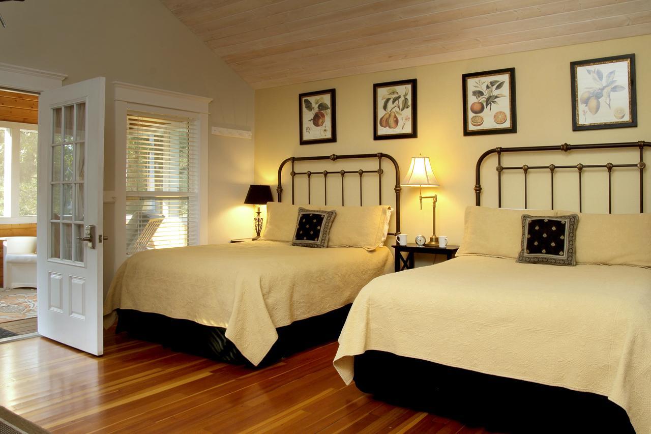 Coho Cottages Willow Creek Екстериор снимка
